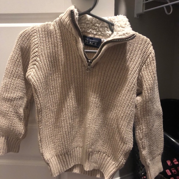 18 month pull over - Picture 1 of 1